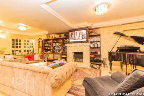 Image 4 - 254685